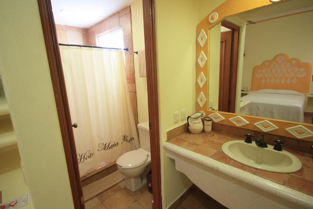 Hotel Maria Mixteca Santa Cruz Huatulco Room photo